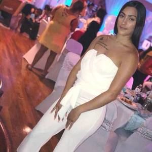 Meet your Posher, Jasmine